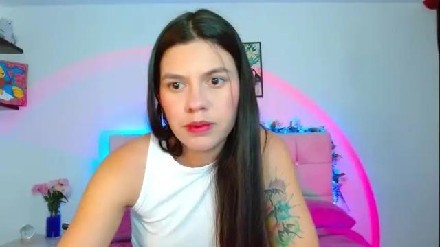 Image 2 of layla_roma Stream on Chaturbate on 2 months ago
