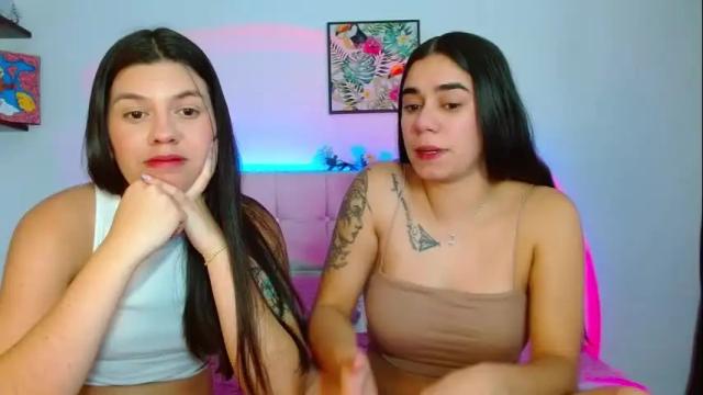Image 6 of layla_roma Stream on Chaturbate on 2 months ago
