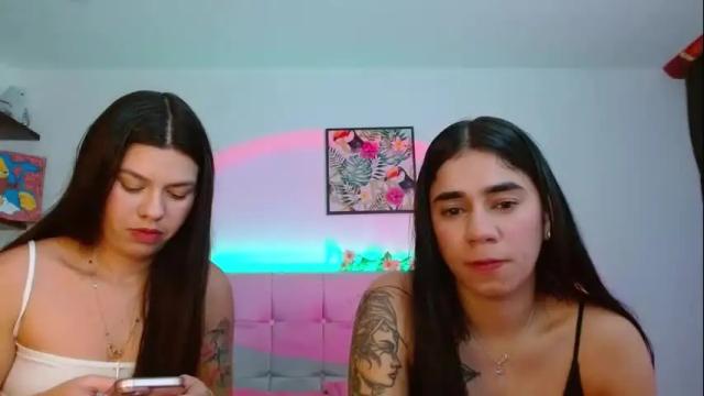 Image 12 of layla_roma Stream on Chaturbate on 1 month ago