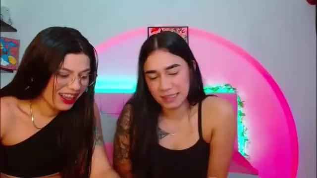 Image 6 of layla_roma Stream on Chaturbate on 1 month ago