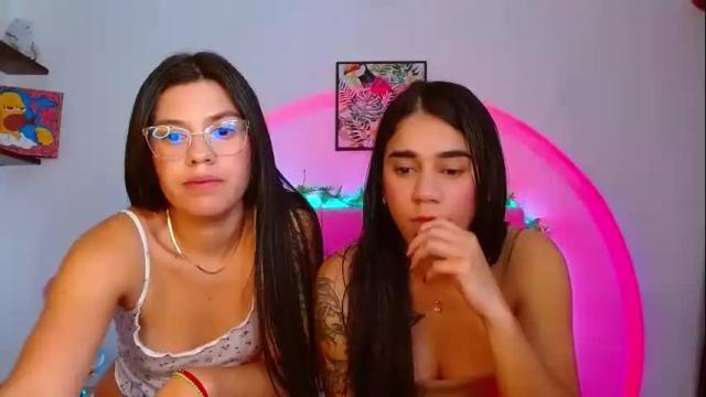 Image 6 of layla_roma Stream on Chaturbate on 18 hours ago