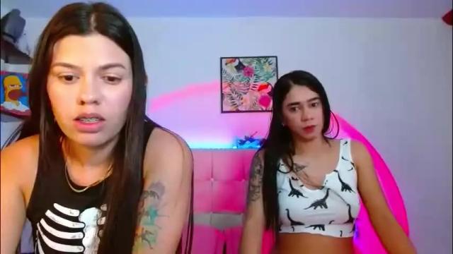 Image 3 of layla_roma Stream on Chaturbate on 1 month ago