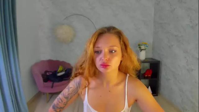 Thumbnail 1, layla_snowflake's Stream at Chaturbate, 1 month ago