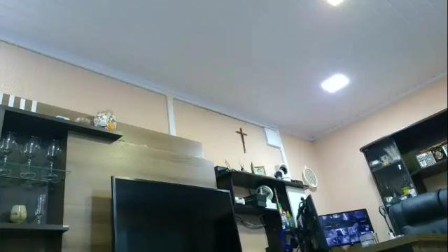 Image 12 of laylabrasil Stream on Chaturbate on 16 days ago