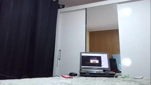 Image 11 of laylabrasil Stream on Chaturbate on 14 days ago