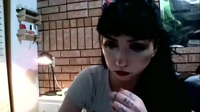 Image 7 of laylakills Stream on Chaturbate on 8 days ago