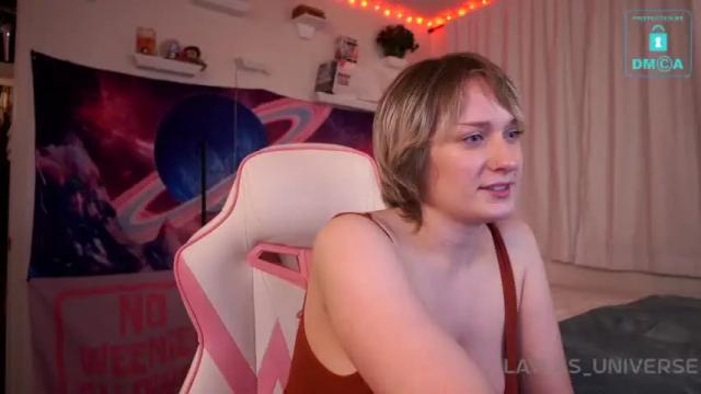 Image 10 of laylas_universe Stream on Chaturbate on 14 months ago