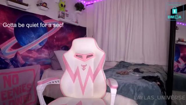 Image 12 of laylas_universe Stream on Chaturbate on 14 months ago