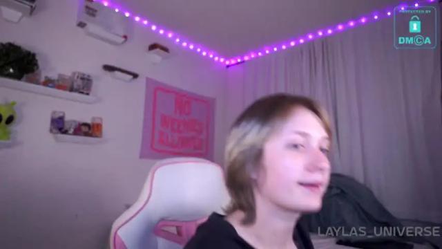 Image 12 of laylas_universe Stream on Chaturbate on 13 months ago