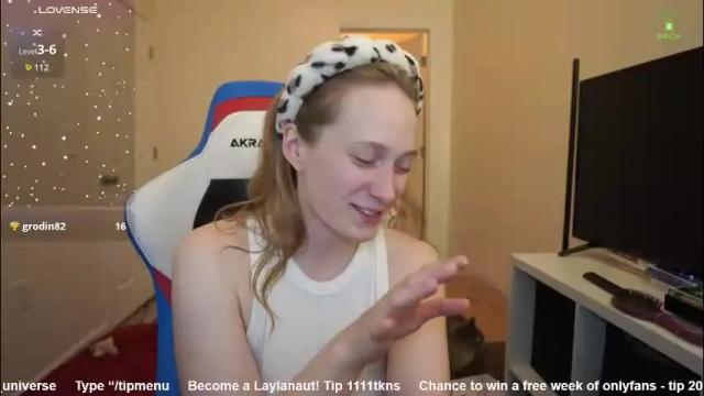 Image 3 of laylas_universe Stream on Chaturbate on 1 month ago
