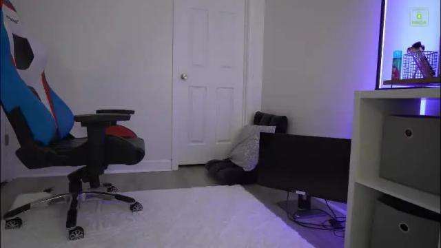 Image 2 of laylas_universe Stream on Chaturbate on 22 days ago