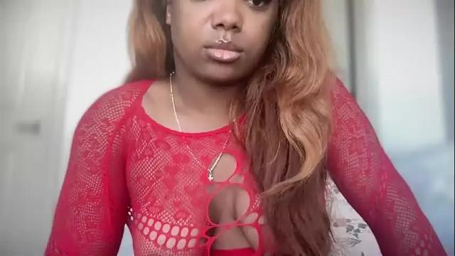 Image 8 of laylasimone97 Stream on Chaturbate on 3 months ago