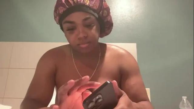 Image 6 of laylasimone97 Stream on Chaturbate on 2 months ago