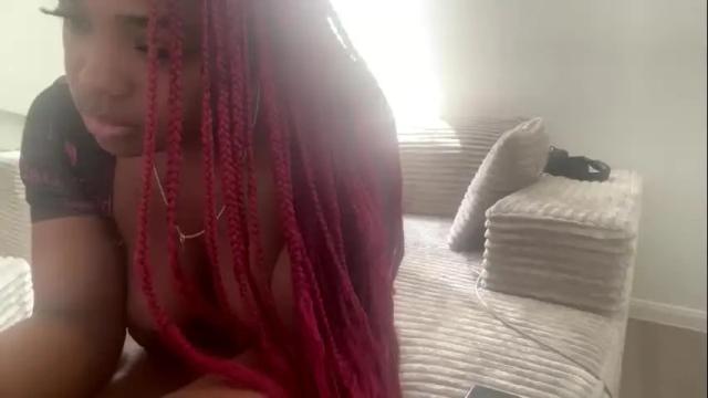 Image 11 of laylasimone97 Stream on Chaturbate on 1 month ago