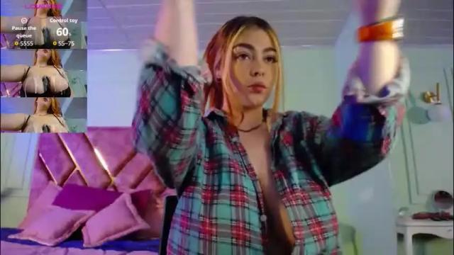 Image 3 of layna_cold Stream on Chaturbate on 1 month ago