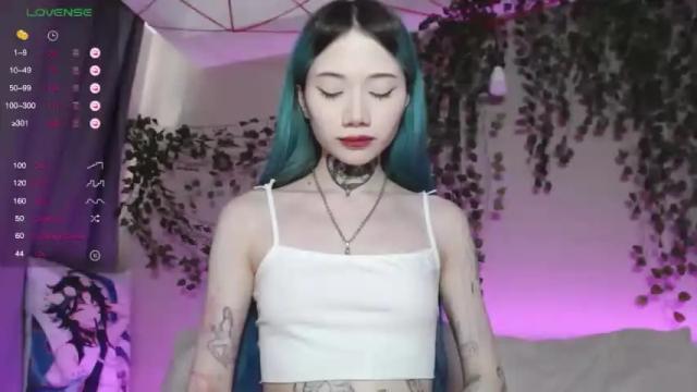 Image 11 of le_chan Stream on Chaturbate on 13 months ago