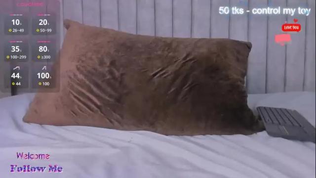 Image 4 of lea_gray Stream on Chaturbate on 16 days ago