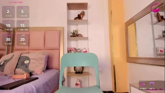 Image 3 of lea_wilson Stream on Chaturbate on 27 days ago