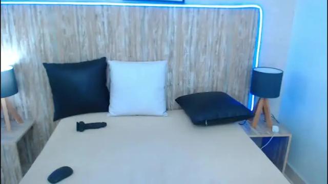 Image 12 of lea_xxxx Stream on Chaturbate on 20 months ago