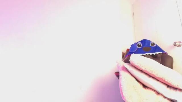Image 6 of leaasmiith Stream on Chaturbate on 1 month ago