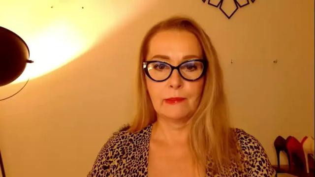 Image 6 of leadesire Stream on Chaturbate on 13 days ago