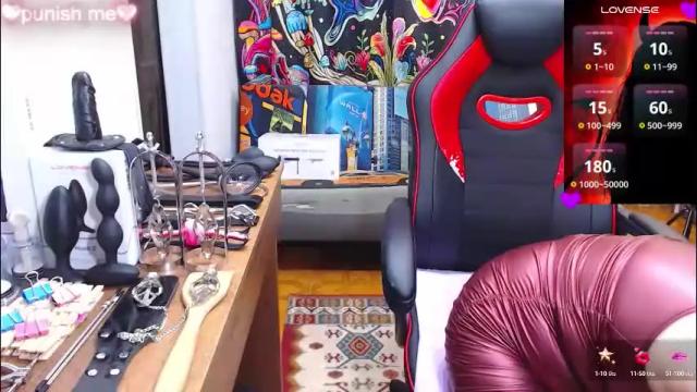 Image 7 of leah__smtith Stream on Chaturbate on 2 months ago