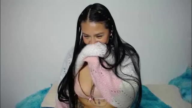 Image 11 of leah_cyrus Stream on Chaturbate on 2 months ago