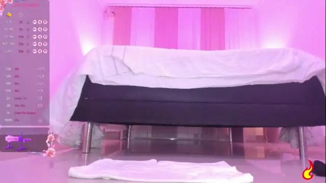 Image 12 of leah_greyy Stream on Chaturbate on 1 month ago