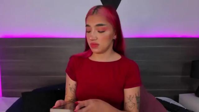 Image 6 of leah_lovett Stream on Chaturbate on 20 months ago