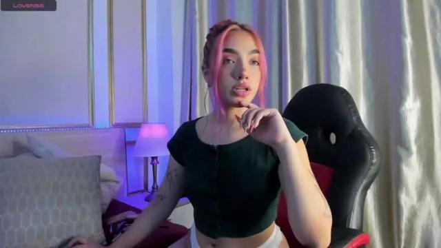 Thumbnail 1, leah_lovett's Stream at Chaturbate, 20 months ago