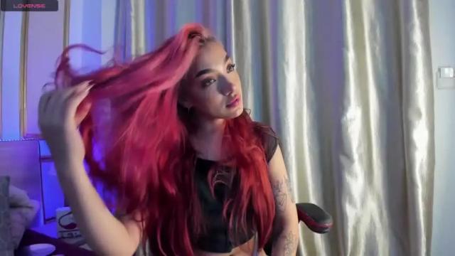 Image 8 of leah_lovett Stream on Chaturbate on 20 months ago