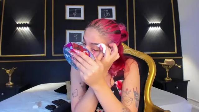 Image 10 of leah_lovett Stream on Chaturbate on 20 months ago