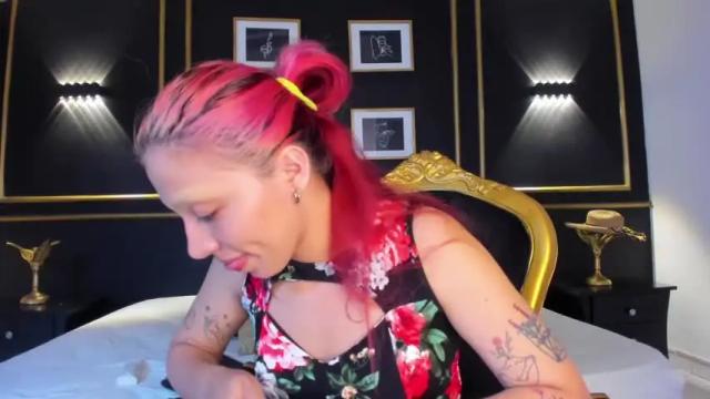 Image 11 of leah_lovett Stream on Chaturbate on 20 months ago