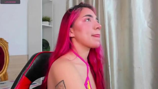Image 8 of leah_lovett Stream on Chaturbate on 19 months ago