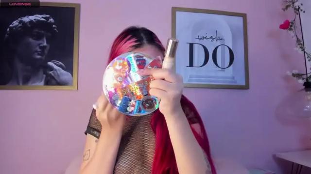 Image 12 of leah_lovett Stream on Chaturbate on 18 months ago