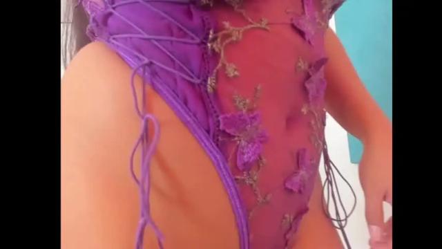 Image 3 of leah_passion1 Stream on Chaturbate on 16 months ago