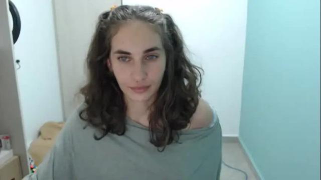 Image 11 of leah_sm Stream on Chaturbate on 19 months ago