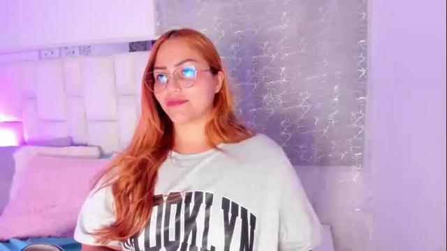 Image 12 of leahbarker Stream on Chaturbate on 1 month ago