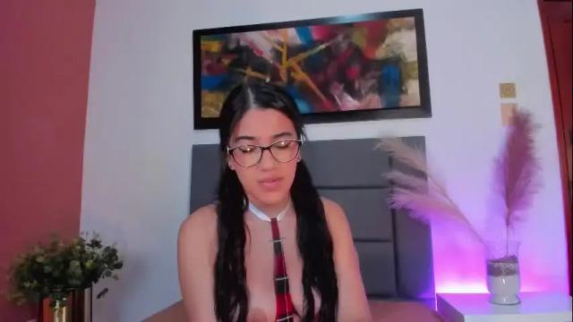 Image 2 of leahcaarter Stream on Chaturbate on 9 days ago