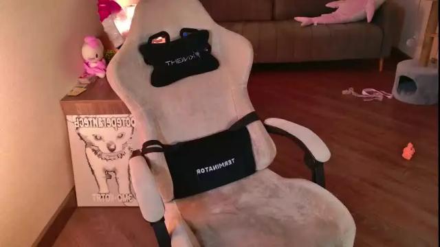 Image 6 of leahgottii Stream on Chaturbate on 10 days ago