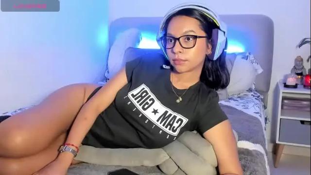 Image 6 of leahmarsh Stream on Chaturbate on 1 month ago