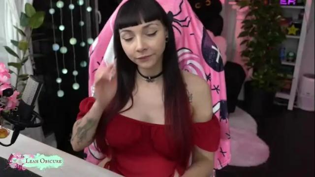Image 4 of leahobscure Stream on Chaturbate on 12 days ago