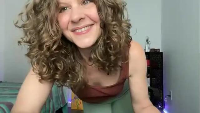 Thumbnail 2, leahsparkles's Stream at Chaturbate, 1 month ago