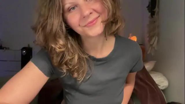 Image 10 of leahsparkles Stream on Chaturbate on 1 month ago