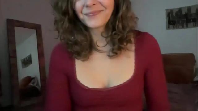 Image 2 of leahsparkles Stream on Chaturbate on 1 day ago