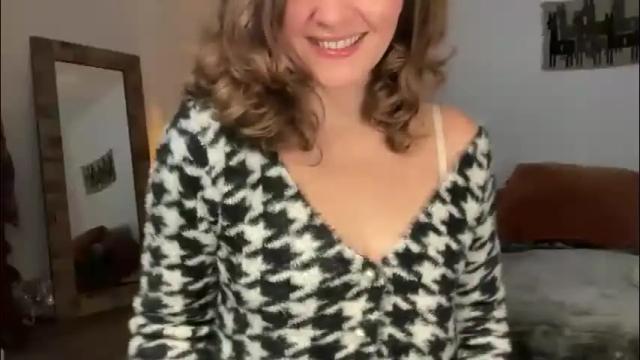 Image 7 of leahsparkles Stream on Chaturbate on 2 months ago