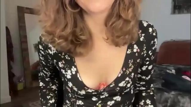 Thumbnail 3, leahsparkles's Stream at Chaturbate, 1 month ago