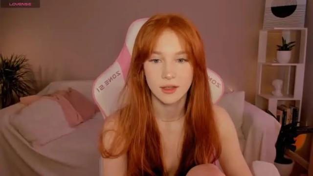 Image 7 of leahsthetics Stream on Chaturbate on 6 months ago