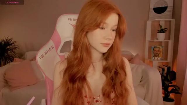 Image 4 of leahsthetics Stream on Chaturbate on 13 months ago