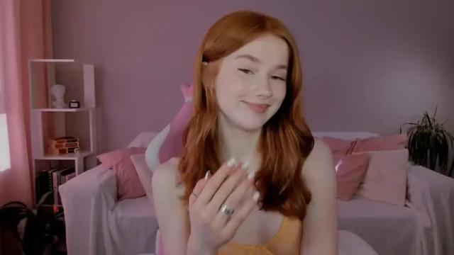 Image 4 of leahsthetics Stream on Chaturbate on 1 month ago